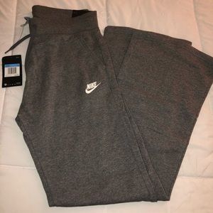 Nike Sweatpants NWT
